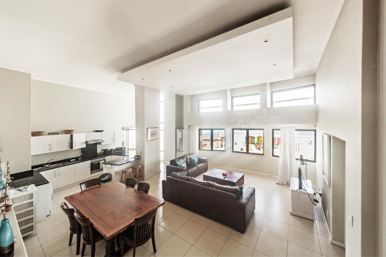 Surferscorner Self Catering Apartments ミューゼンバーグ エクステリア 写真