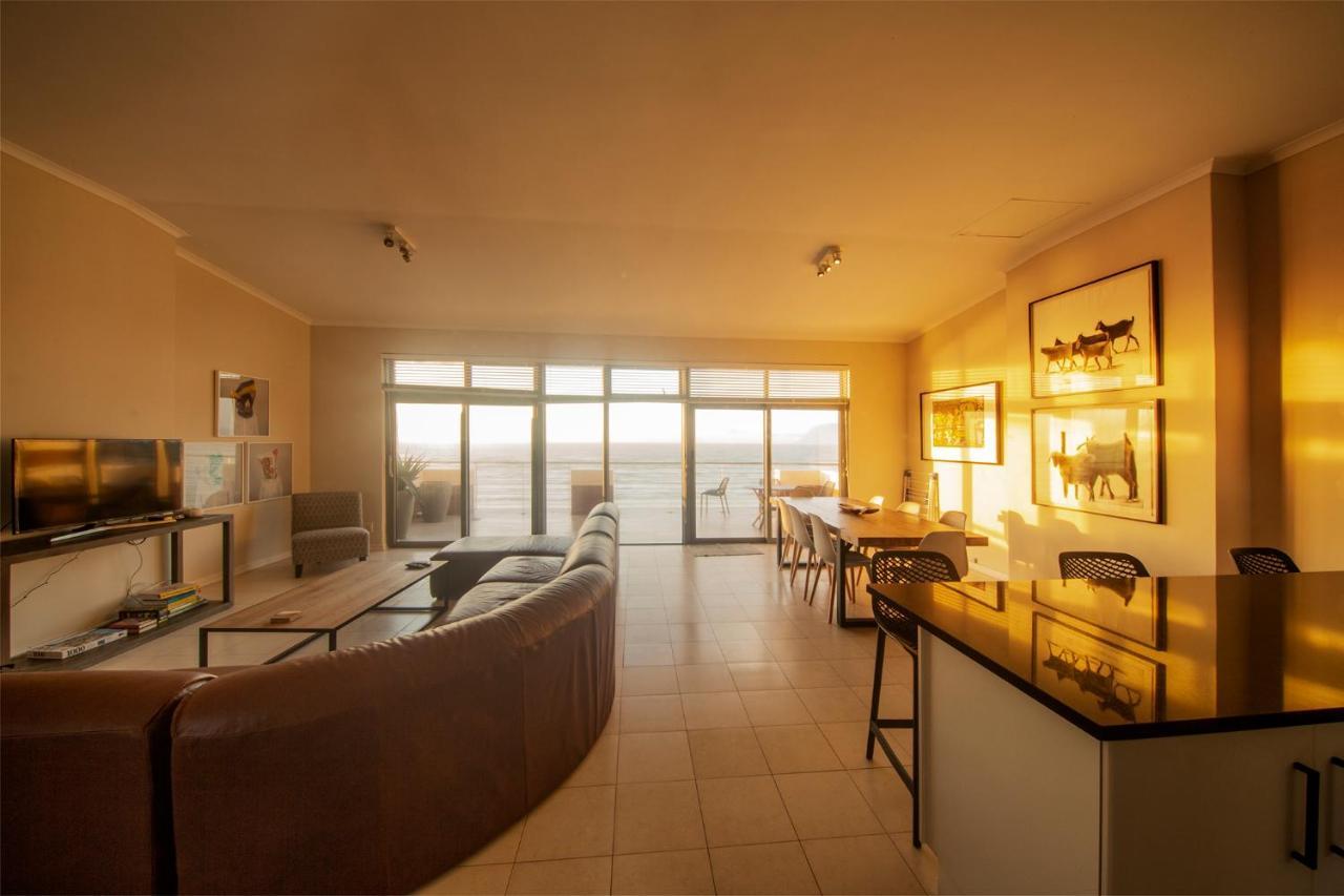 Surferscorner Self Catering Apartments ミューゼンバーグ エクステリア 写真